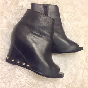 black open toed booties -Vero cuoio leather